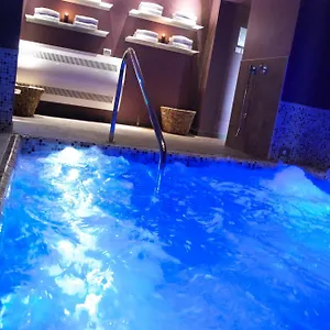 https://sovrana.riccione-hotels.org